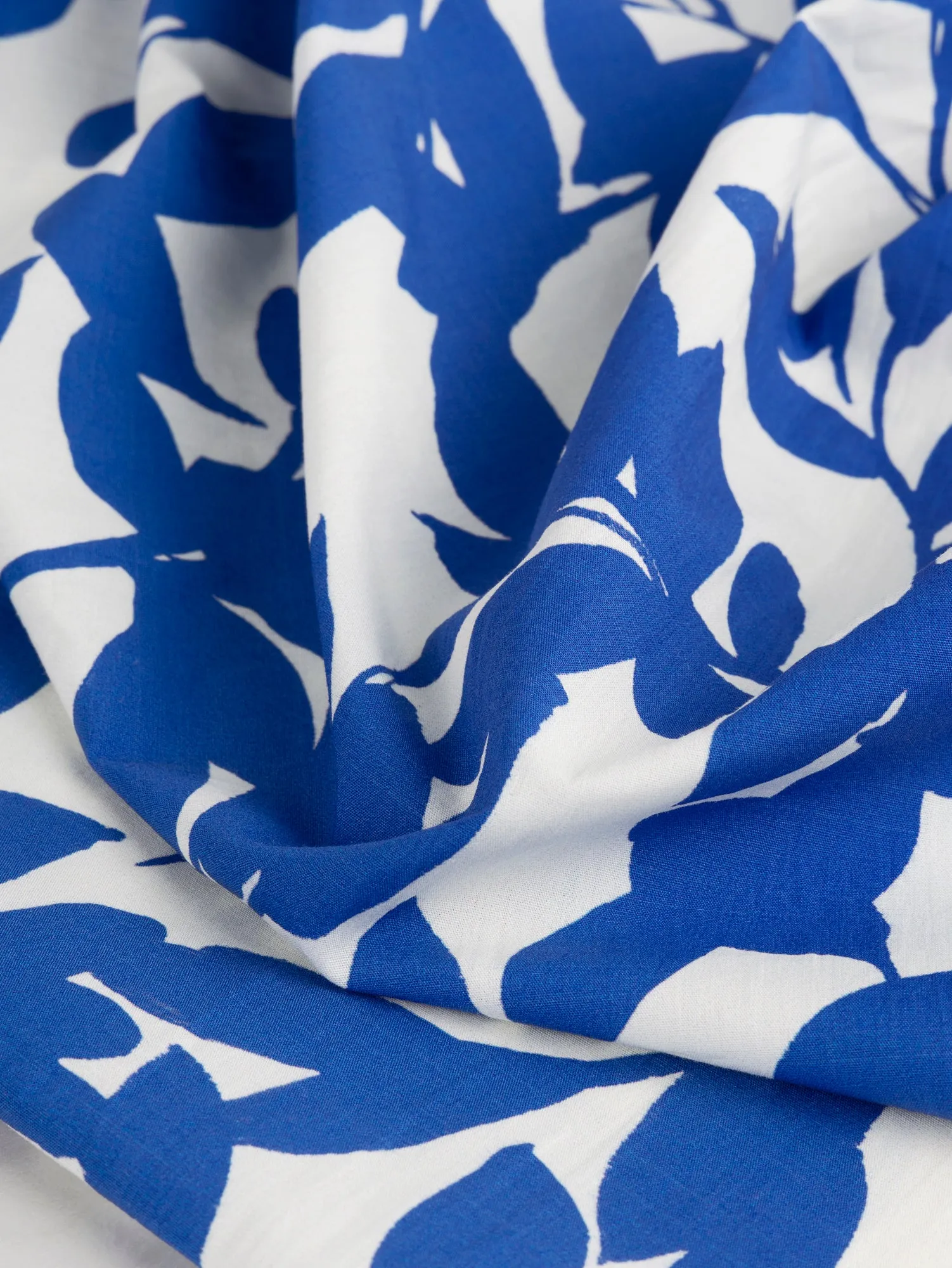 Foliage Silhouette Print Cotton Poplin - Cream   Cobalt - Swatch