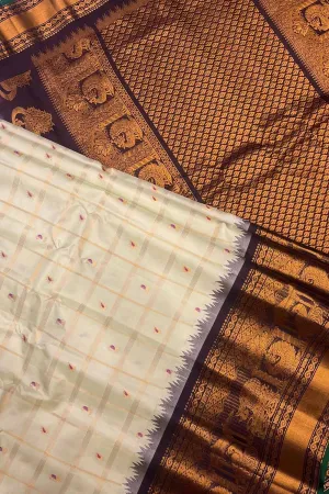 Handloom Gadwal Silk Checks Saree - Elegant White Design