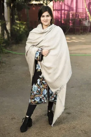 Light Grey Color Texture Semi pashmina Ladakhi Wool Shawl Is Known For Its Softness.